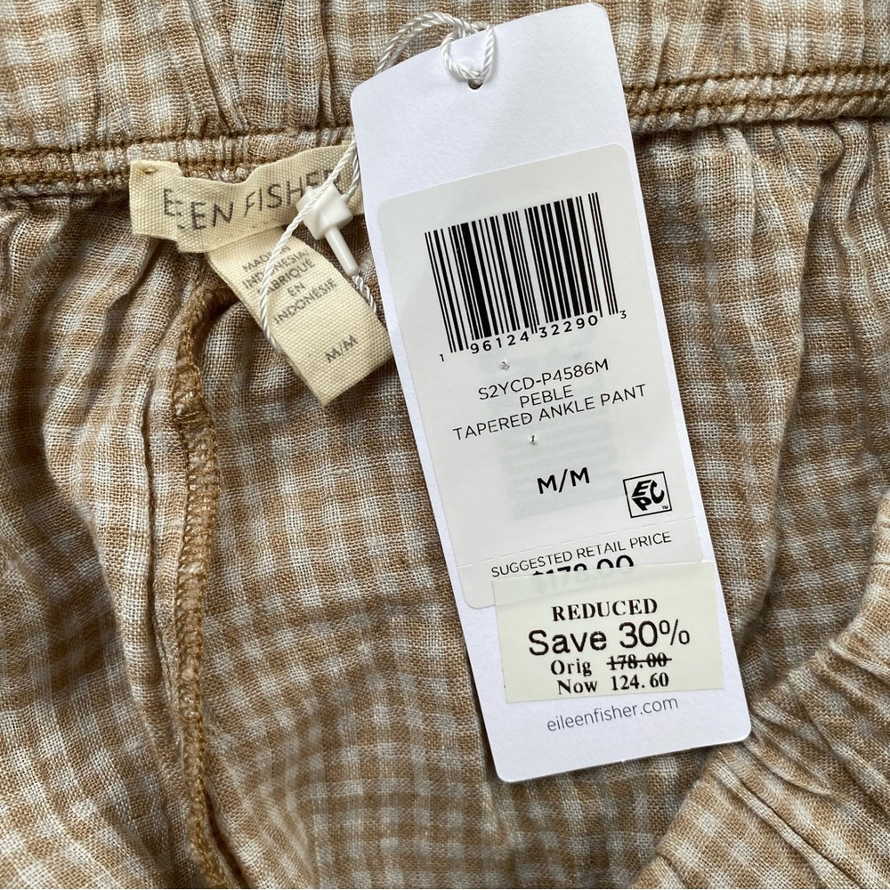 Eileen Fisher | Puckered Organic Linen Tapered Pant - Picture 13 of 13